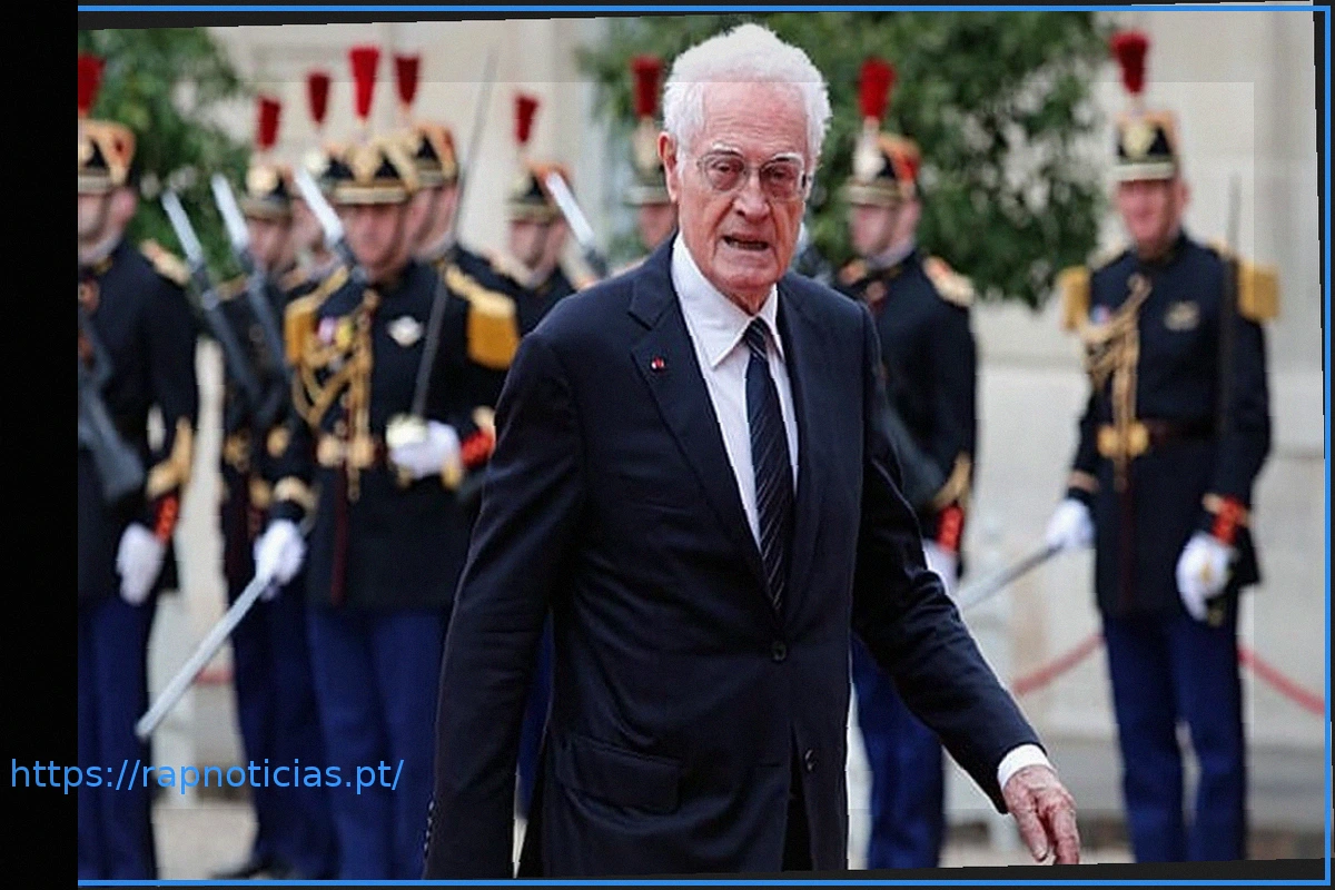 Preview Ex-primeiro-ministro francês Lionel Jospin, criador da semana de 35 horas, morre aos 88